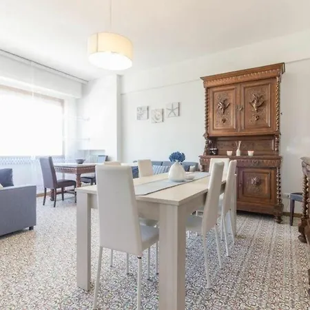 Apartamento Ferienwohnung Fuer 8 Personen Ca 100 Qm In Cattolica, Adriakueste Italien Kueste Der Emilia-romagna