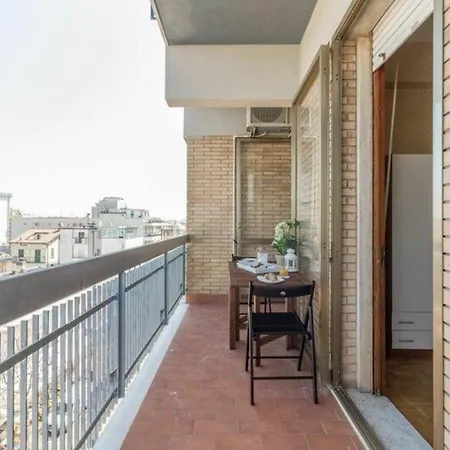 Apartamento Ferienwohnung Fuer 8 Personen Ca 100 Qm In Cattolica, Adriakueste Italien Kueste Der Emilia-romagna Cattolica